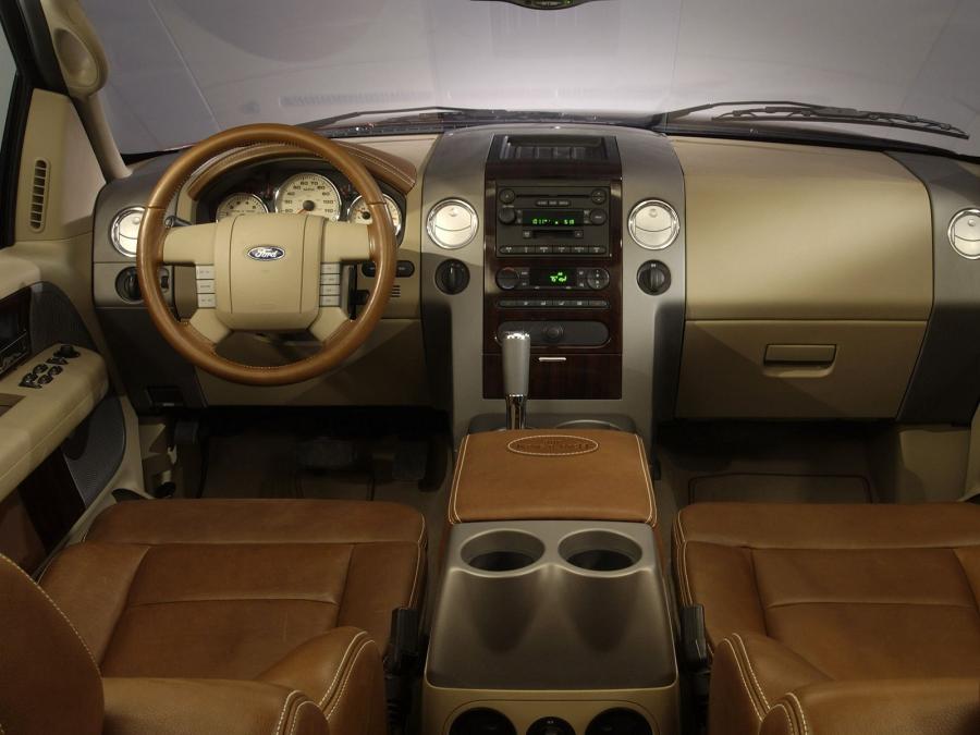  Ford F-150 King Ranch SuperCrew 2005 года  (фото 2 из 4)